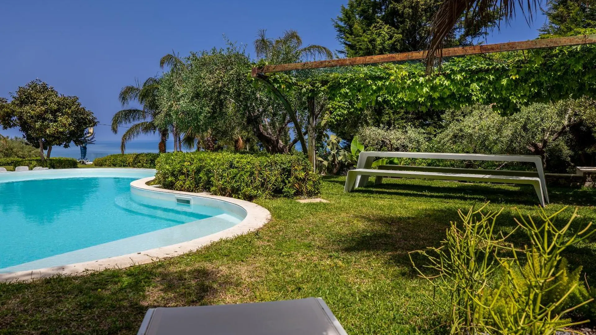 The Sicily Lobster House Villa Naso